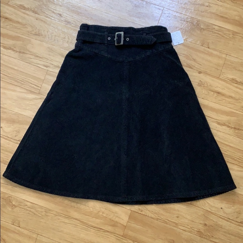 Belt it up cord midi skirt